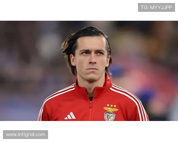 阿什拉夫：皇马青训出品的速度型边后卫起点