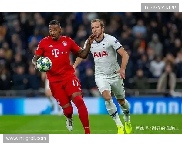 凯恩与莱万：顶级中锋之争——效率与战术角色的关键差异在哪？