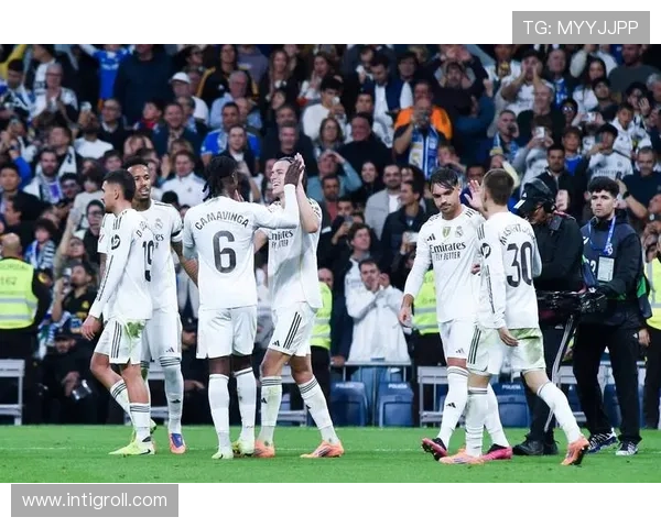 瓦伦西亚：重建进程缓慢，对球队竞争格局带来阶段性制约