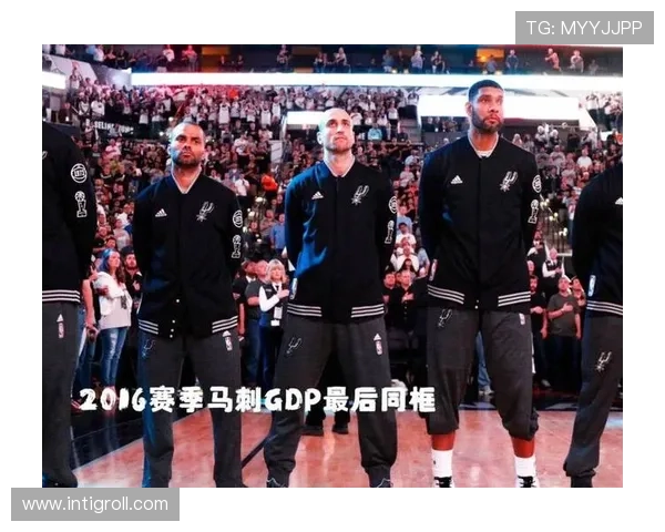 皮尔斯利用节奏变换制造出手空间，持续的中投产出主导了关键球局势